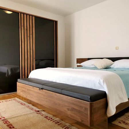 Apartment Brala Posedarje Eksteriør bilde