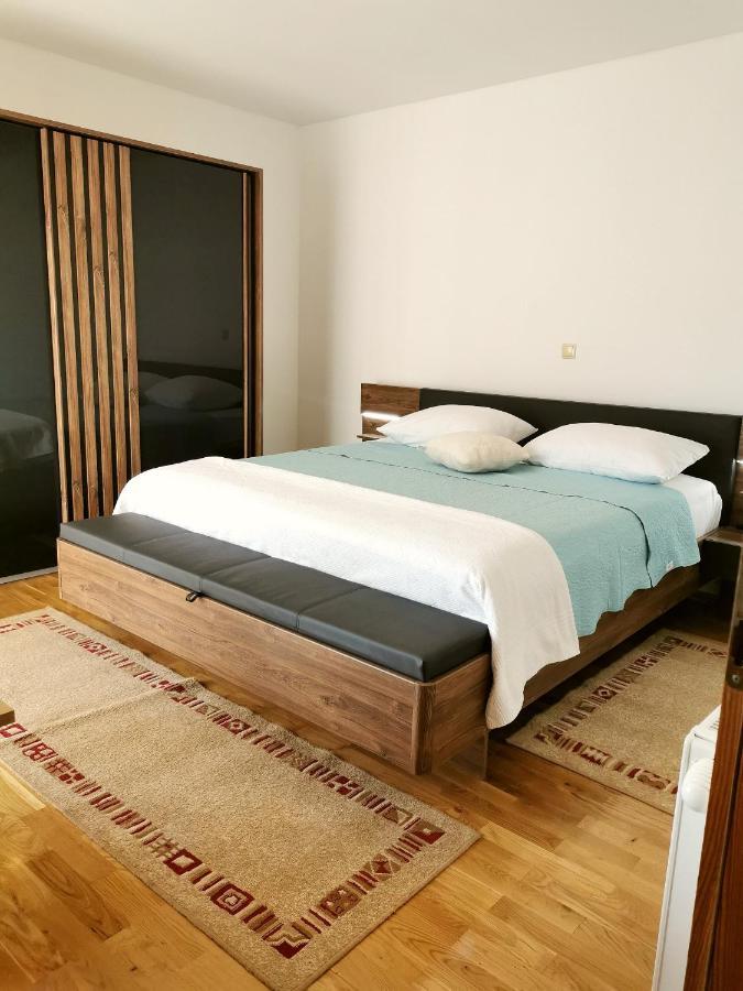 Apartment Brala Posedarje Eksteriør bilde