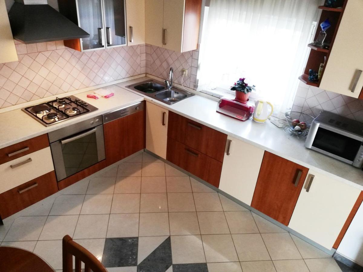 Apartment Brala Posedarje Eksteriør bilde