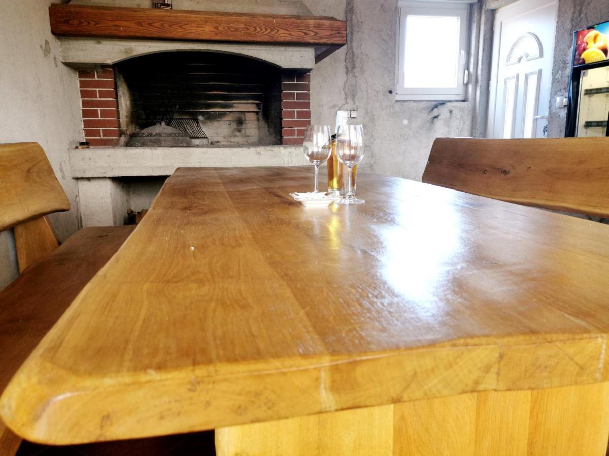 Apartment Brala Posedarje Eksteriør bilde